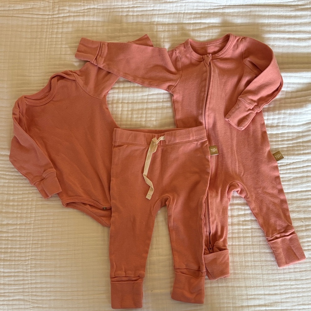 Organic Cotton TOY Outfits